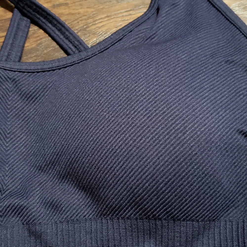 NEW!! Modsreets Sports Bra - Picture 6 of 9
